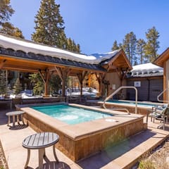 Prime Breck Location – Walk to Ski & Shops