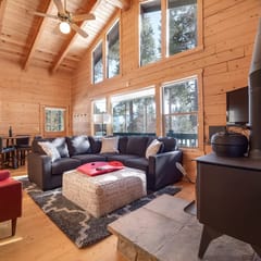 Forest Cabin w/ Hot Tub, Near Breckenridge Trails