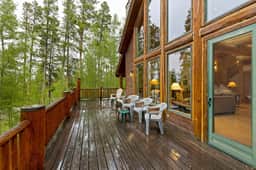 Peak 7 Cabin w/ Ten Mile Range Views, Fireplace