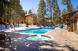 Prime Breck Location – Walk to Ski & Shops