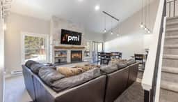 Prime Breck Location – Walk to Ski & Shops - Image 2