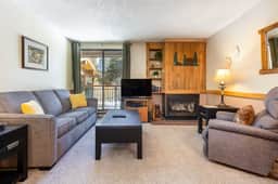 Ski Straight to Your Cozy Condo in the Mountains - Image 2