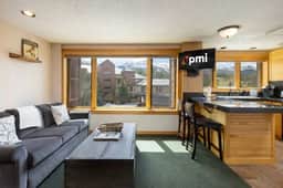Ski-In/Ski-Out Condo: Prime Main St. Location, Views