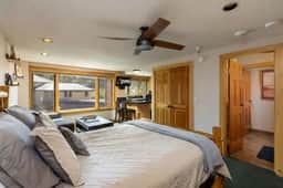 Ski-In/Ski-Out Condo: Prime Main St. Location, Views