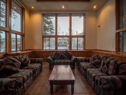 Waterfront Townhouse w/ Mountain View & Hot Tub
