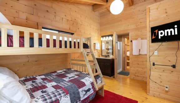 Forest Cabin w/ Hot Tub, Near Breckenridge Trails