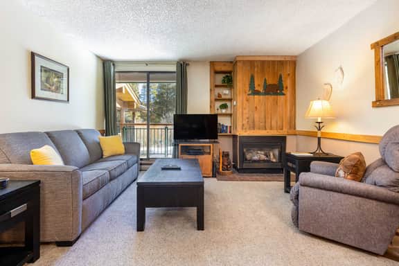 Ski Straight to Your Cozy Condo in the Mountains - Image 2