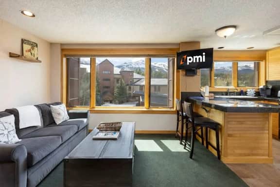 Ski-In/Ski-Out Condo: Prime Main St. Location, Views